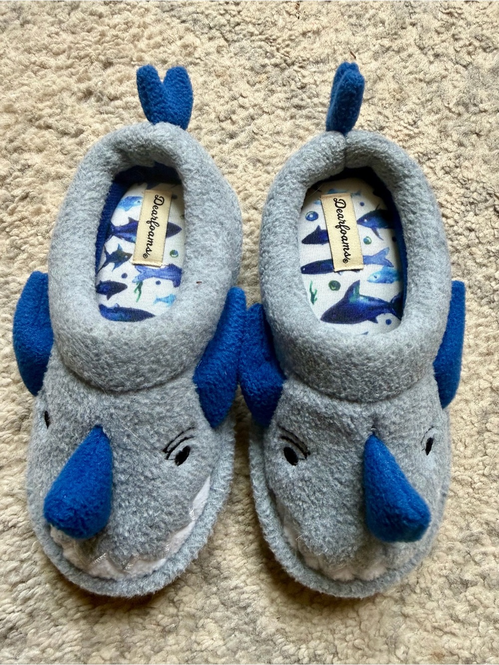 Toddler 9-10 dearfoams Grey and Blue Shark Kids Slippers